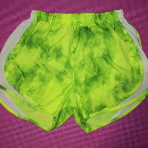 Nike DRI-FIT Shorts Green